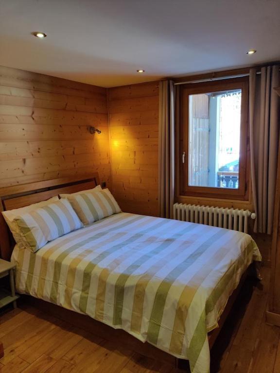 Spacious Ski Chalet In Traditional French Village, Sleeps 8, Four Star With Fibre Broadband Abondance Extérieur photo