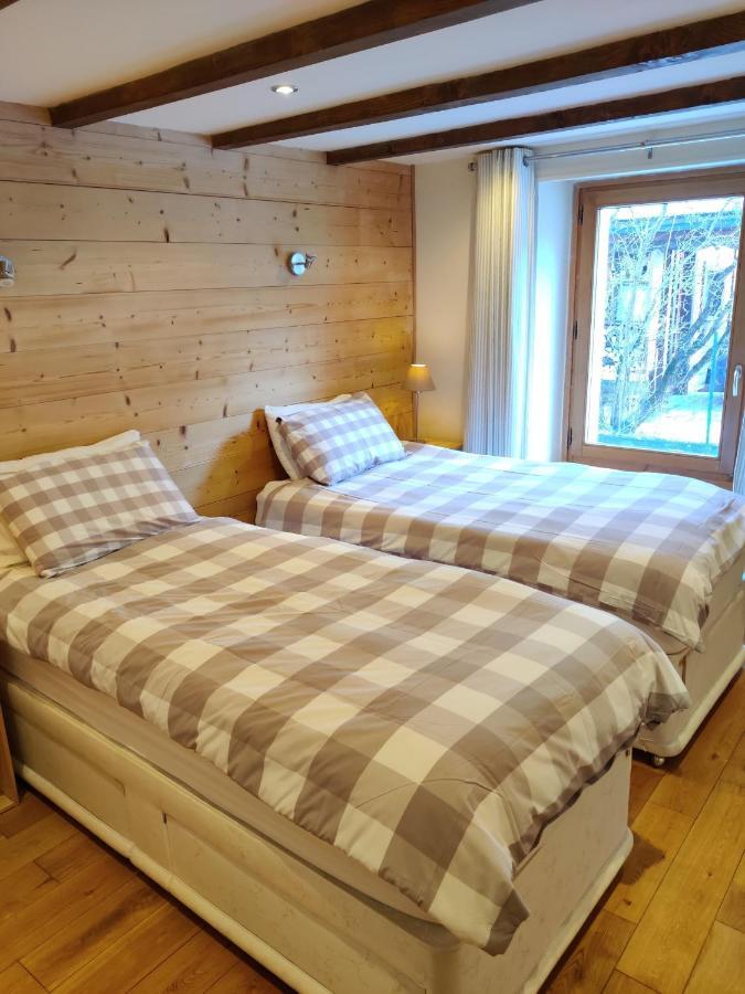 Spacious Ski Chalet In Traditional French Village, Sleeps 8, Four Star With Fibre Broadband Abondance Extérieur photo