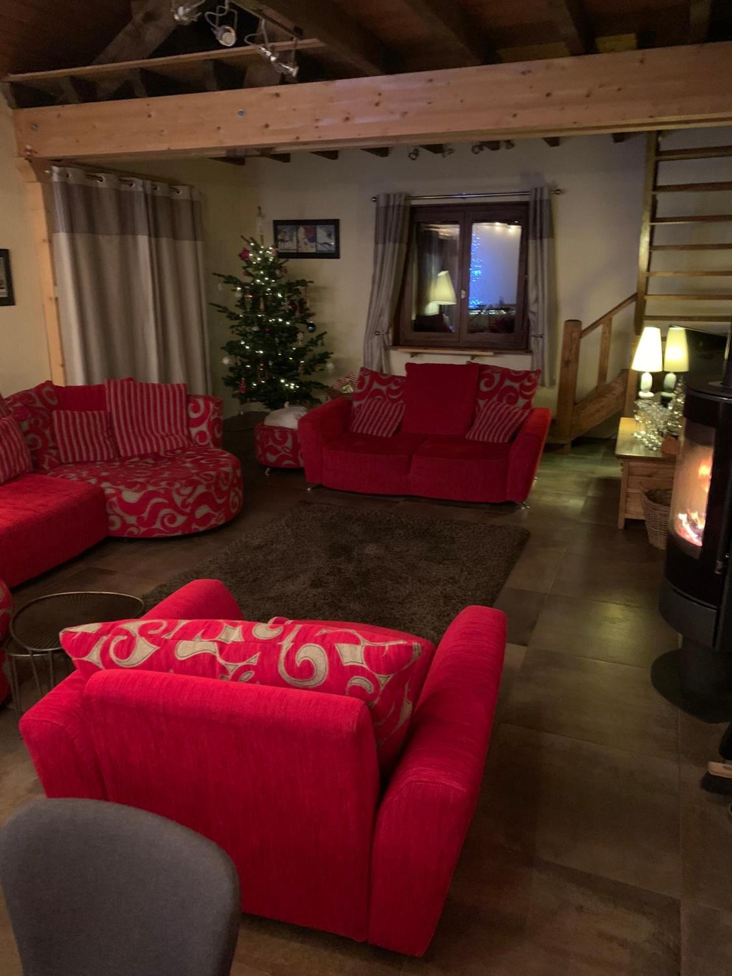 Spacious Ski Chalet In Traditional French Village, Sleeps 8, Four Star With Fibre Broadband Abondance Extérieur photo